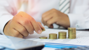 بهترین صندوق سرمایه گذاری برای افراد کم ریسک؛ معیار انتخاب چیست؟